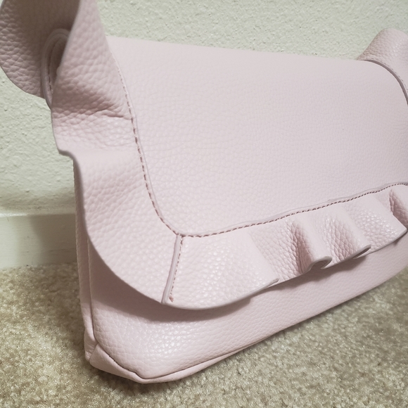 NWT New York & Company ruffled clutch - Picture 2 of 7